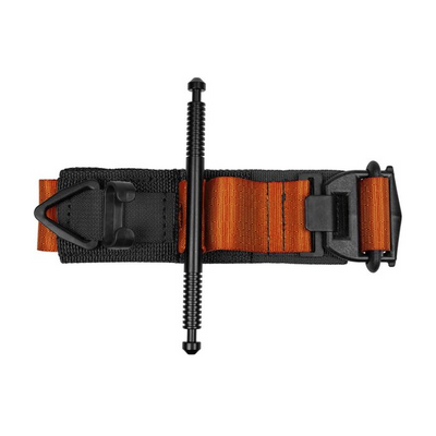 SOF tourniquet in oranje en zwart met metalen windlass